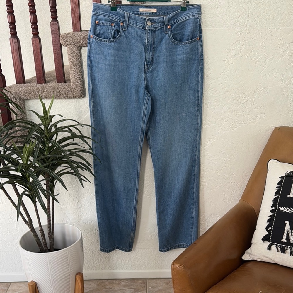LEVI’s Women’s Low Pro Straight Classic Blue Jeans Size 29 EUC